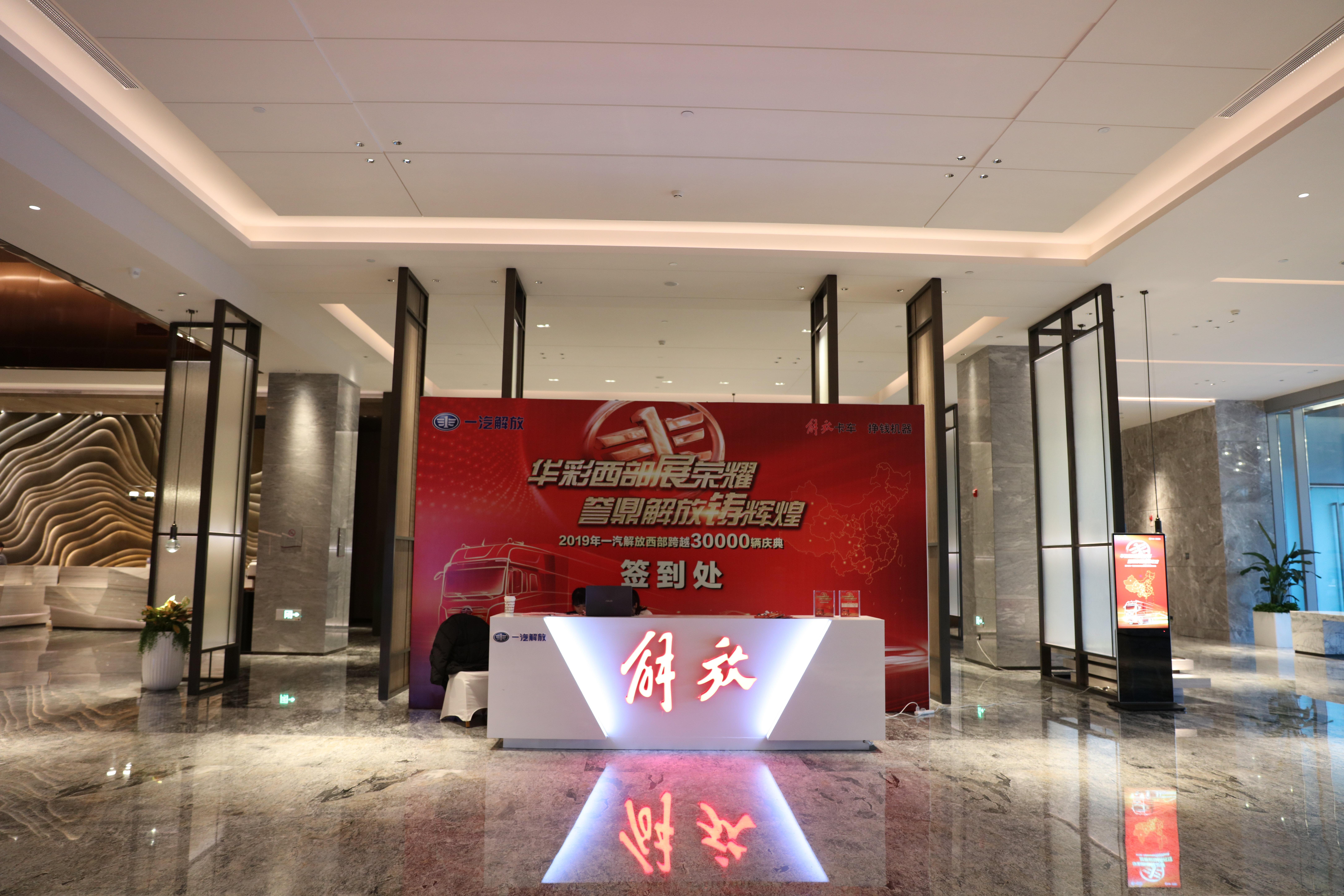 Crowne Plaza Nanning City Center By Ihg Exterior photo